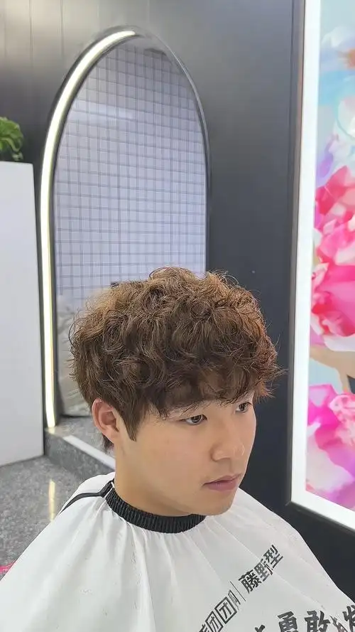 男生卷发 #今日发型 小卷毛谁烫谁好看