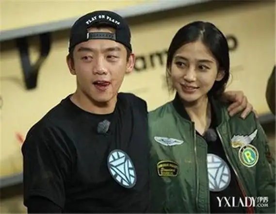 杨颖被郑恺强吻看过胸部真的吗图片 郑恺承认过喜欢baby证据扒皮