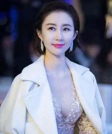 娱乐圈最干净的5位女明星各有各的气质最大的40最小的33