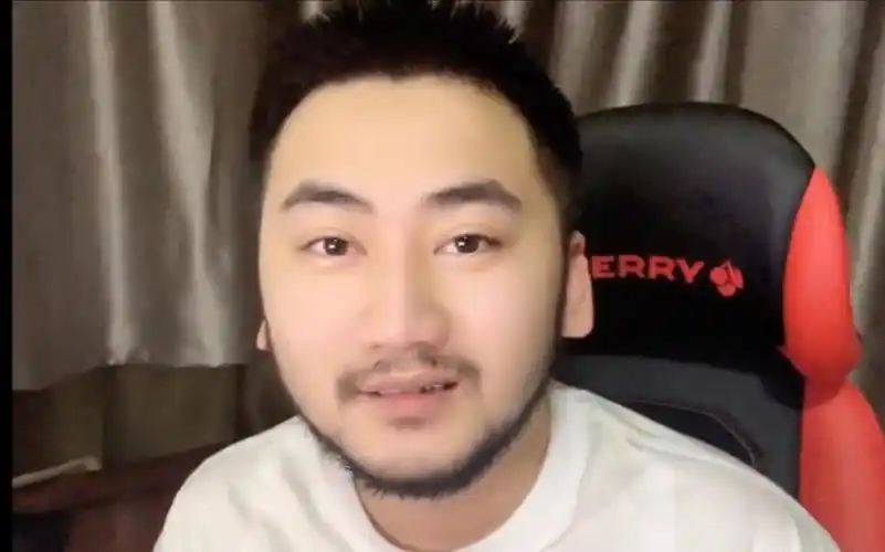 快乐白给29csgo茄子祝大家新年快乐天天出金嗷