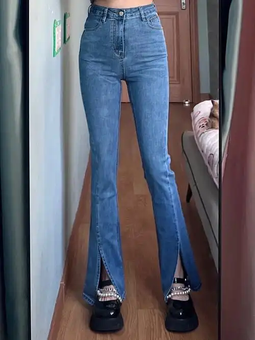 好辣好绝的开衩裤巨显腿直秒变女团05