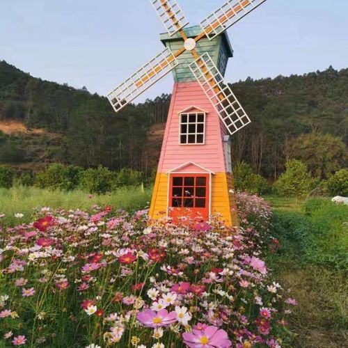 荷兰大风车景观大型户外防腐木风车定做花海摆件创意木制田园风车