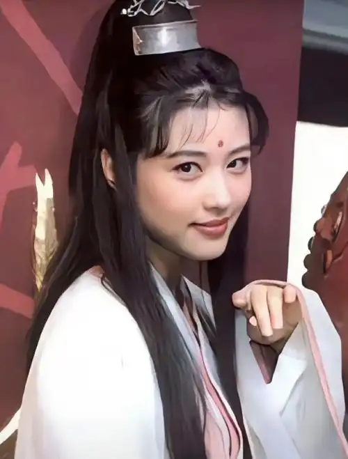 张德帅先生 的想法: 再见周芷若,再见周海媚.