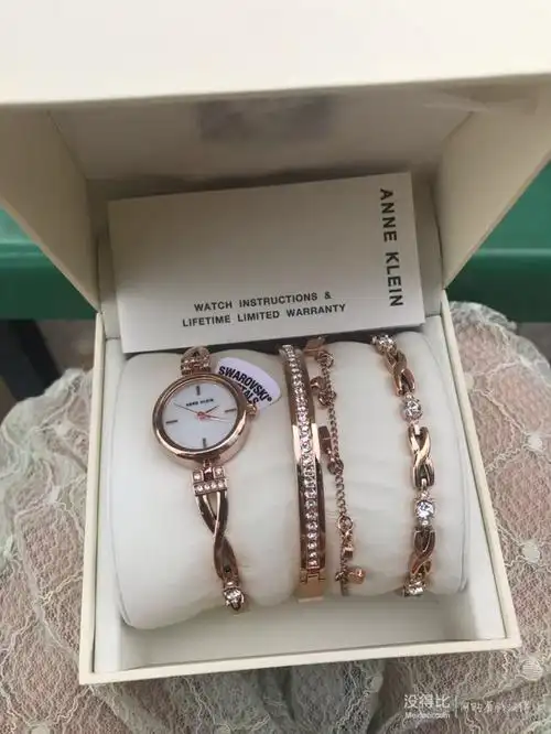 在父亲节来临之际,我收到了母亲节的礼物anne klein 手表