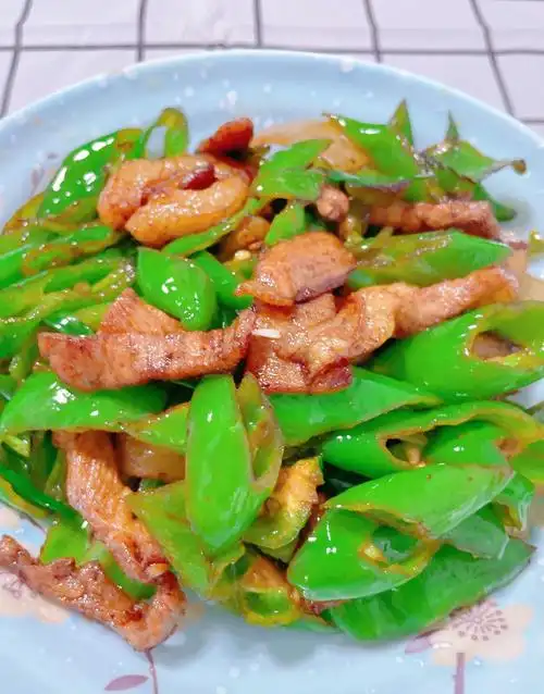 今日菜单渴望已久的小炒肉02