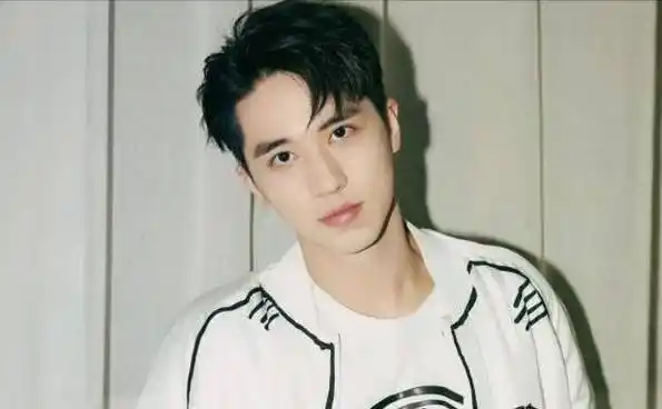 原创许魏洲圈外妻子首次露面颜值超高不输女明星瑜洲cp已成过去