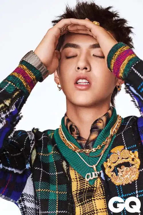 吴亦凡[超话]#《智族gq》7月刊杂志封面大片.