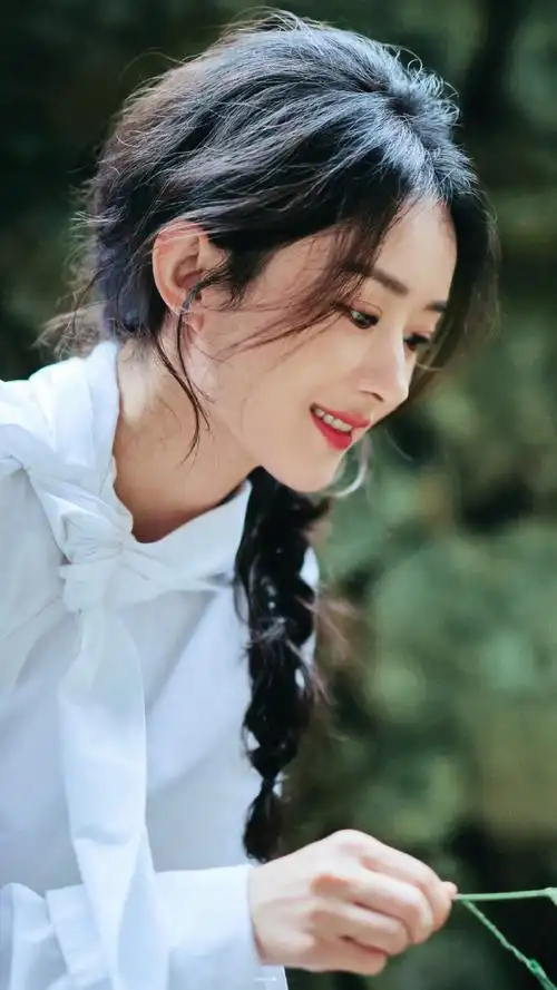 赵丽颖自在丰盈大片##微博饭制频道