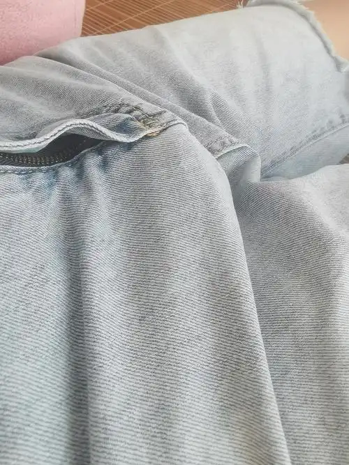 好多裤子都坐下去就鼓包 很尴尬诶