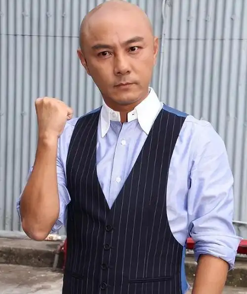 过气艺人的残酷真相在58岁的张卫健身上体现得淋漓尽致