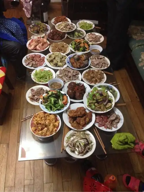 好丰盛的一桌菜,让人味蕾大开.