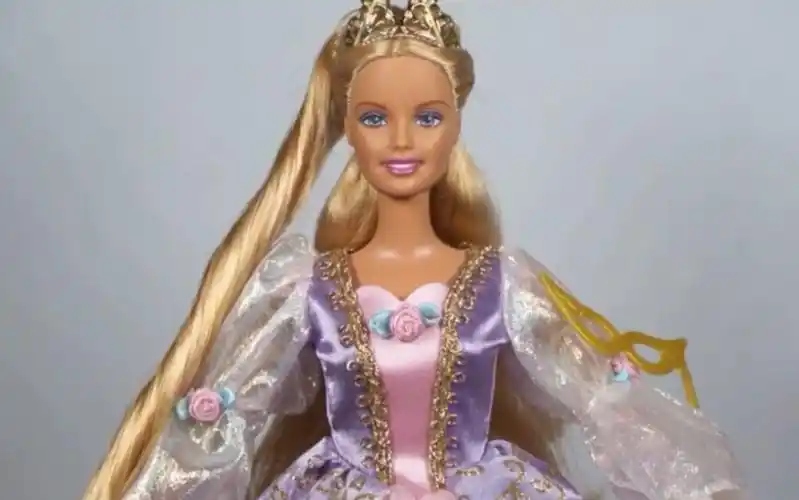 芭比搬运芭比长发公主精美剪辑和娃娃展示