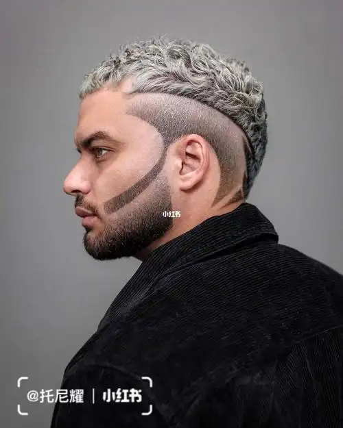 托尼耀  #whair发型设计  #美式渐变发型  #减龄发型  #高级发型