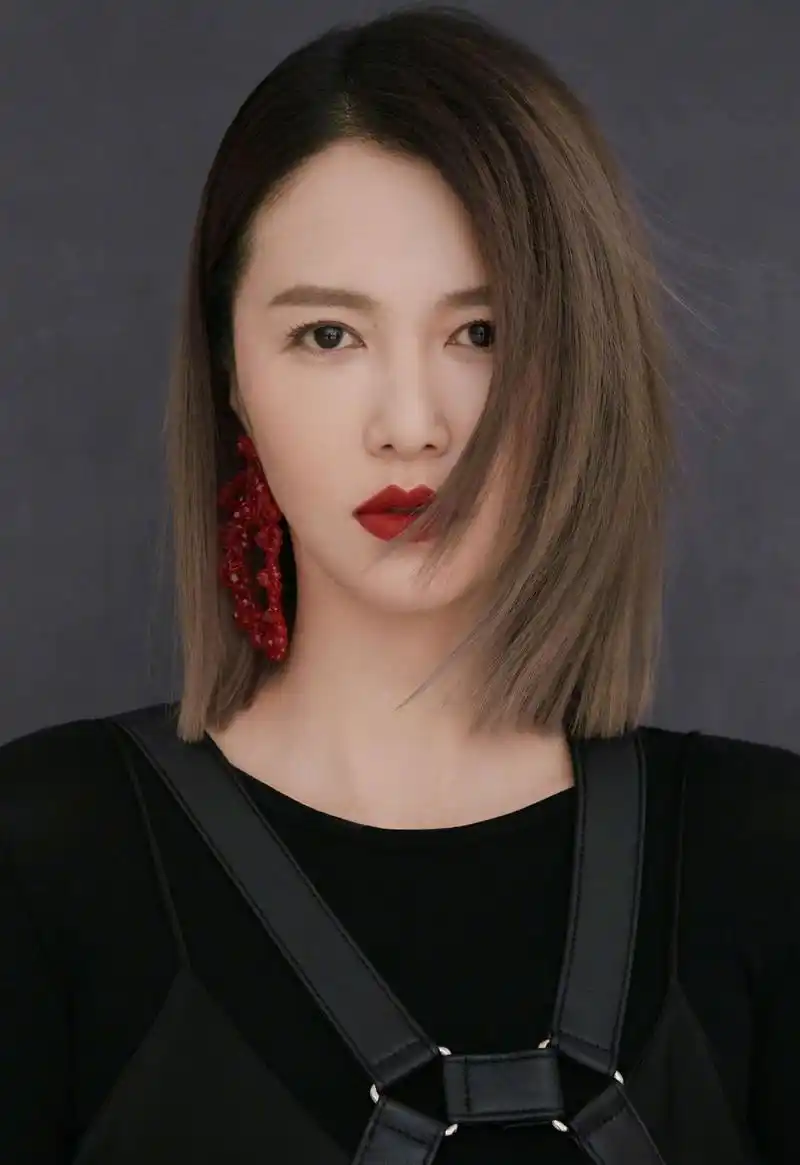 明星写真美图|谭维维