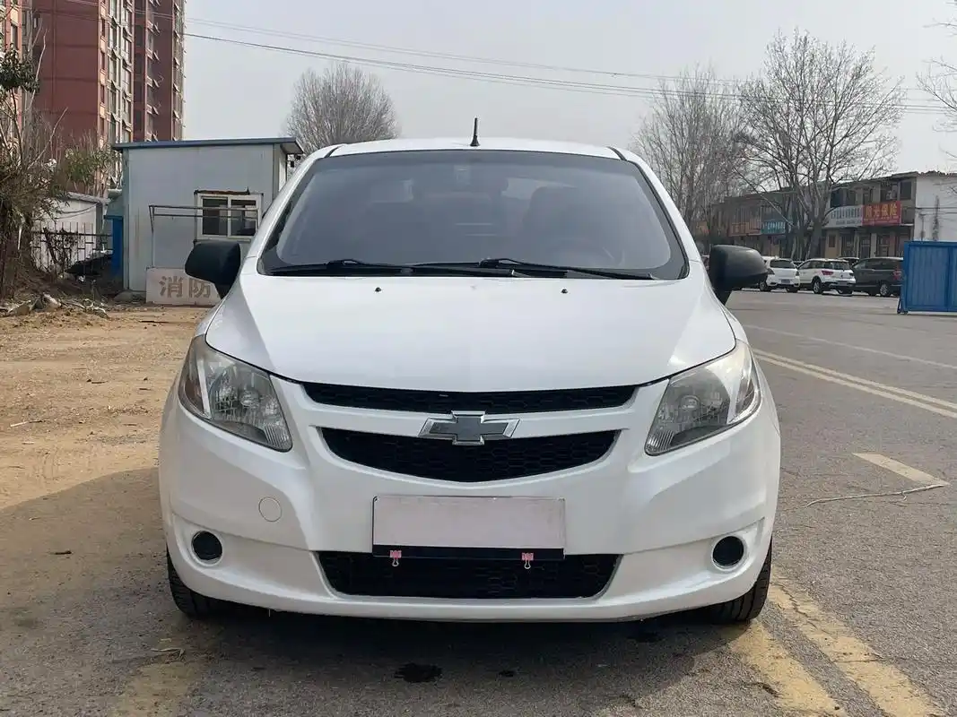 新到:2014年10月雪佛兰赛欧,手动挡 - 抖音