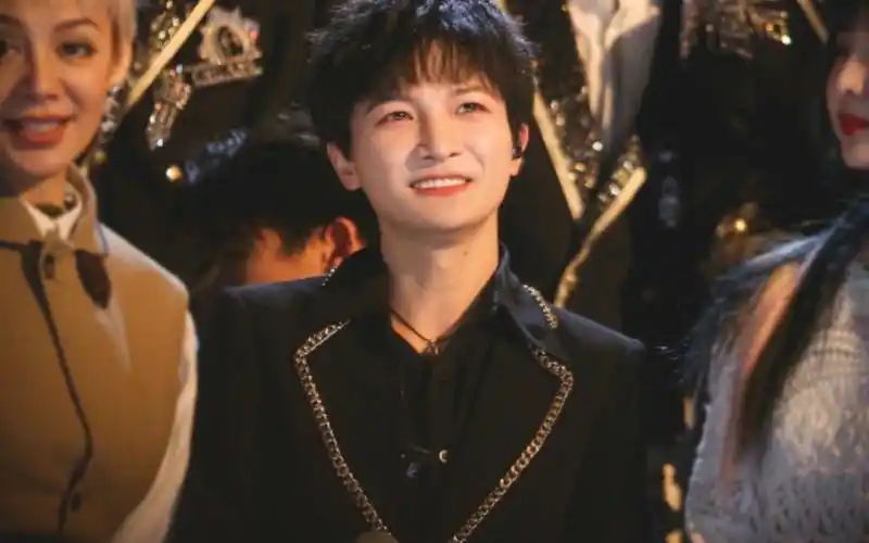 周深治愈甜美笑容合集谁还不是个人间小甜豆了