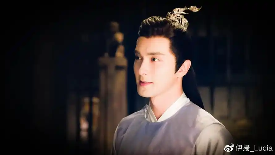 枕上书东华帝君高伟光抒写另一段凄美如何用深情演技展现不同的角色
