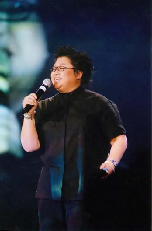 《华语榜中榜99》歌曲奖:刘德华/《爱你一万年》陈小春/《情瘤感菌》