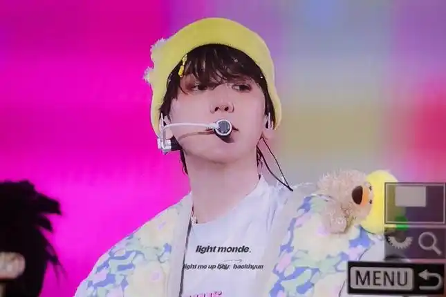 伯贤亚巡演唱会  lonsdaleite> in 雅加达 预览 甜甜滴!