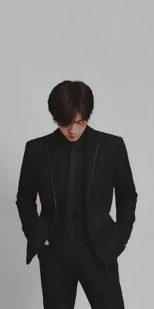 易烊千玺穿西装真的绝任何风格都能驾驭网友我可以