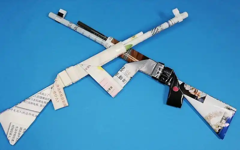 小壮手工折仿真的ak47男孩子超喜欢的模型手工diy折纸玩具