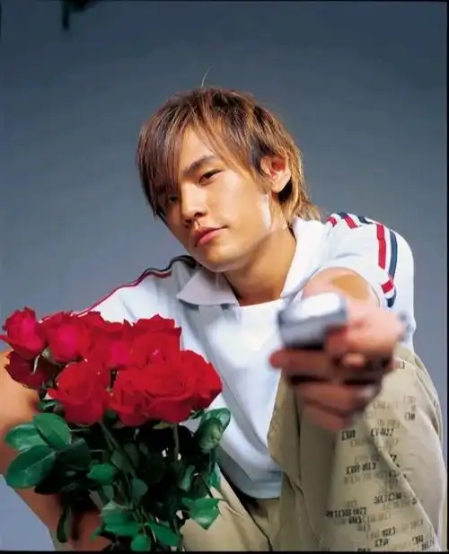 03年叶惠美时期的周杰伦我认为是颜值巅峰