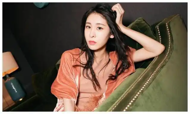 华晨宇的老婆是叫什么名字(华晨宇妈妈几岁)-天晟网