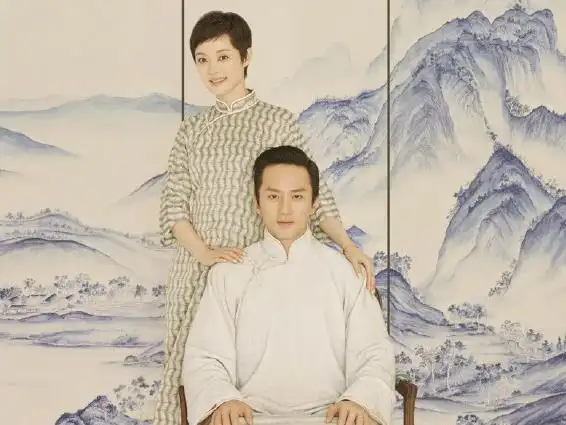 【图】孙俪邓超全家福堪称最幸福 俩娃全程高冷小两口无奈自嗨