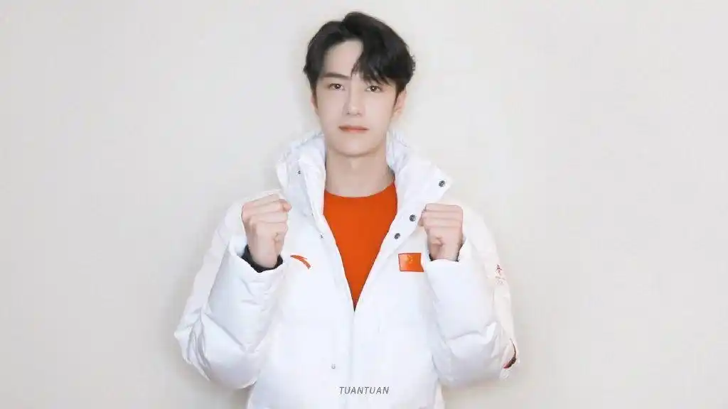 王一博壁纸啵啵的笑容真是太好看了沉溺在你的笑容里