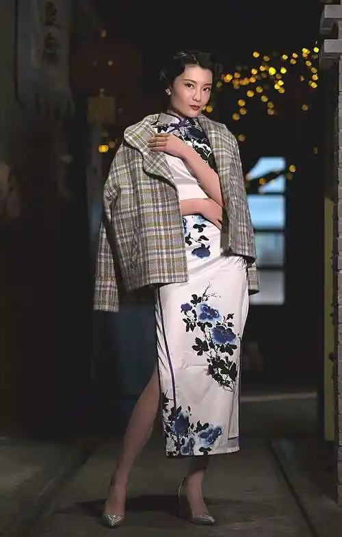 民国20年代之后成为最普遍的女子服装,由中华民国政府于1929年确定为