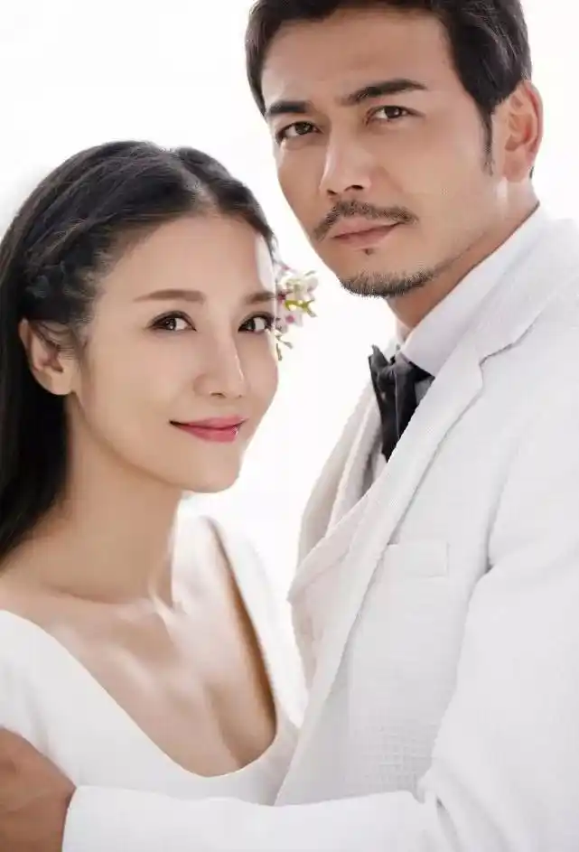 原来杨烁藏了8年的妻子是快乐星球中的欧阳老师你还记得吗