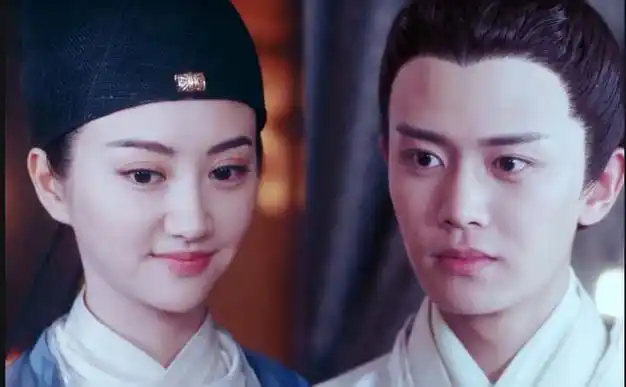 "当初看不上,现在追成狗",赵丽颖成功逆袭,看到肖战:后悔了