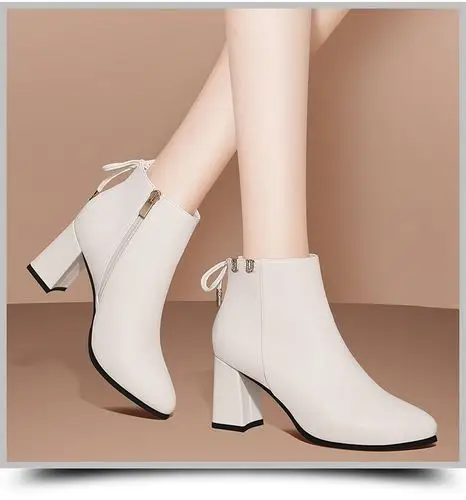 法式靴子女2020秋冬季新款高跟短靴马丁靴英伦风女士皮靴加绒女鞋