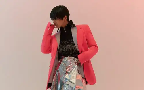 华晨宇杂志写真图片桌面壁纸-大陆明星-手机壁纸下载-美桌网