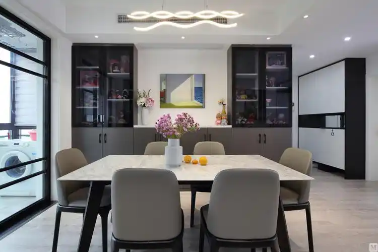 简欧餐厅餐桌装修效果图