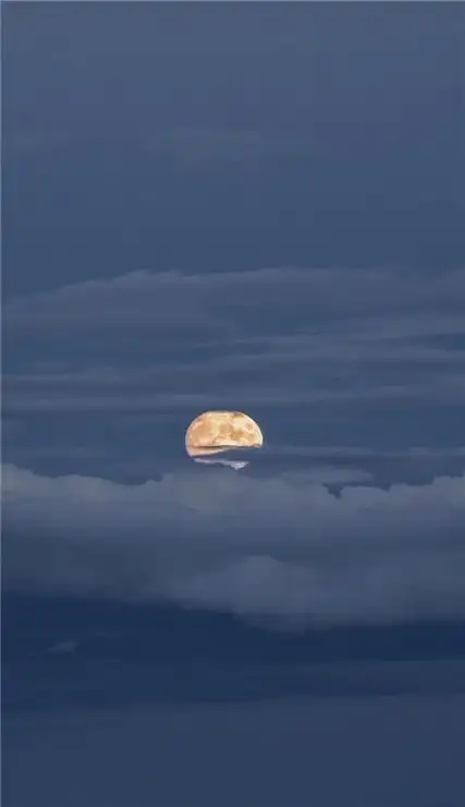 2023蓝色风景图片高清壁纸ins风 我这辈子太辛苦了每天都在熬夜睡觉