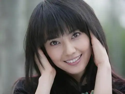 清纯女孩高圆圆