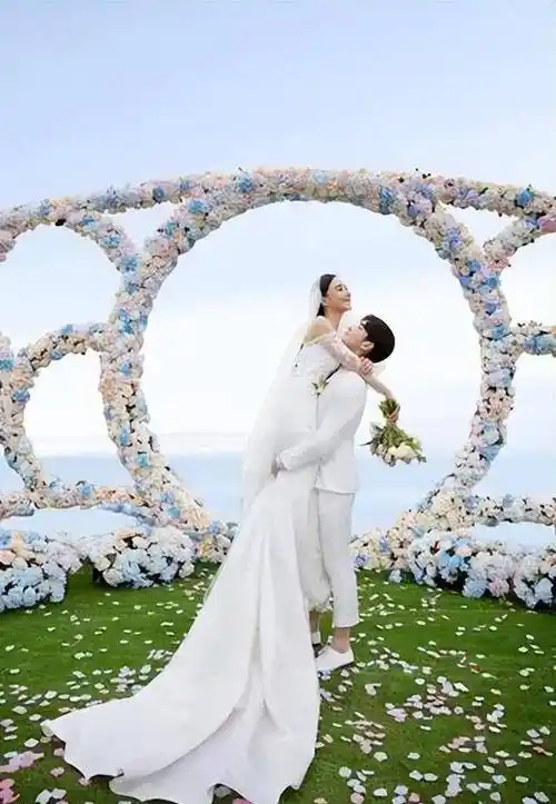 现场亲人哭惨了_吴奇隆_刘诗诗_明星