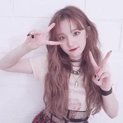 自制宋雨琦滤镜头像