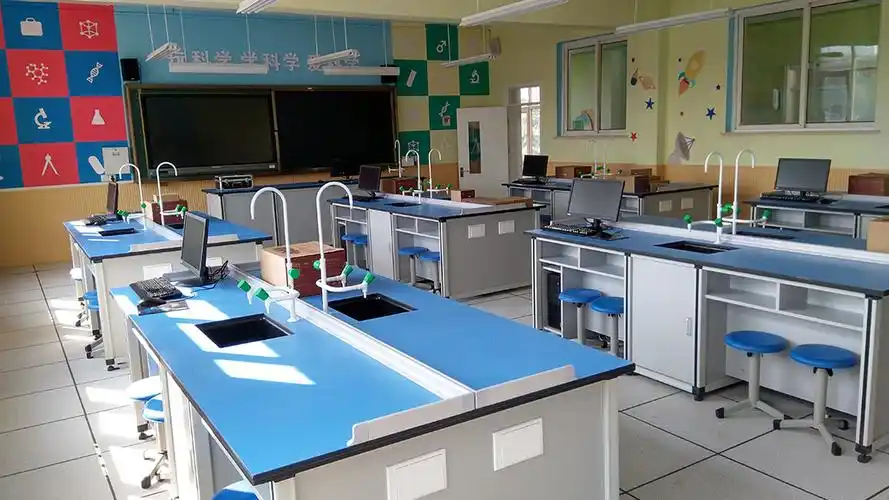 科学实验室打开创新教育之门