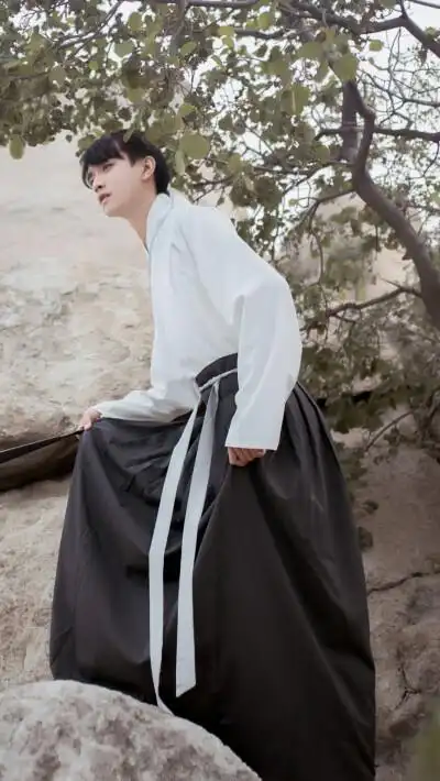 饮才好————————————————‖出镜@妖扬‖汉服拍摄/后期