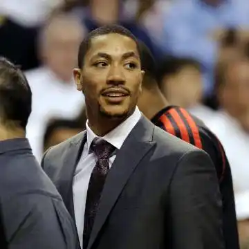 你们觉得还有机会看到寸头(光头)罗斯吗?