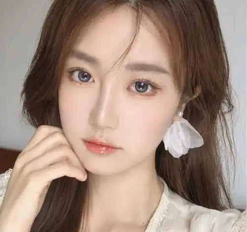 高清照片高考真人头像素描一个女孩和一只黑猫坐在屋顶上的头像女孩