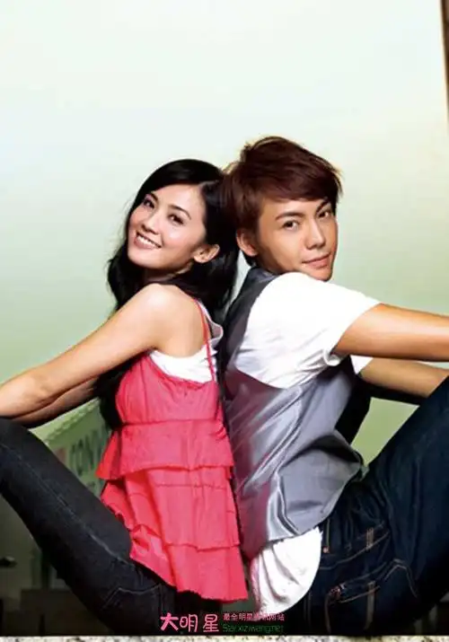 陈伟霆蔡卓妍亲吻照 陈伟霆蔡卓妍分手了吗(3)