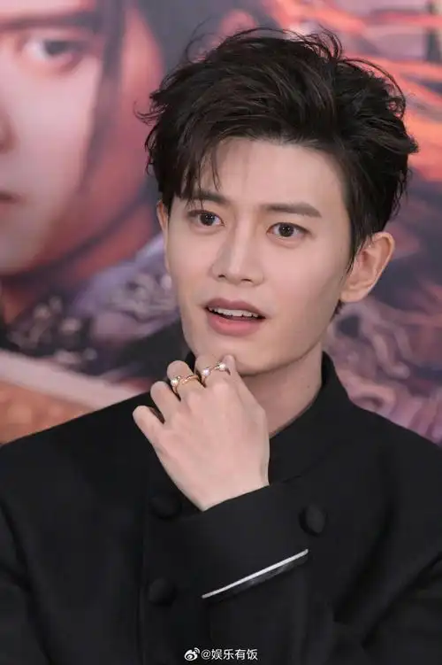 任嘉伦伍赓##任嘉伦