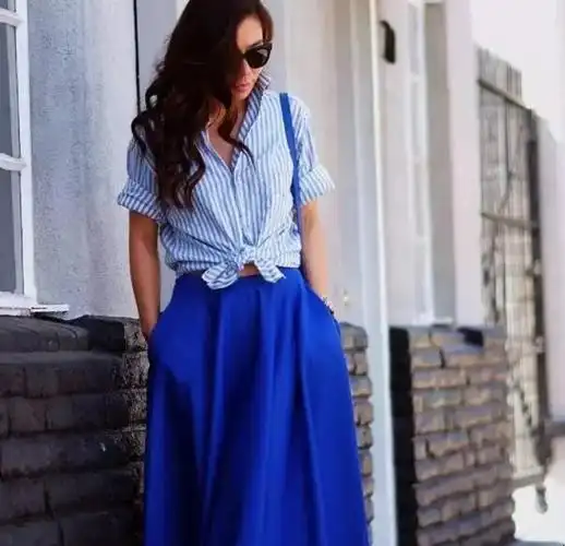 浅蓝色搭配深蓝色