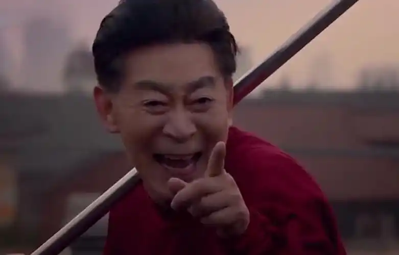 原创六小龄童总说西游记不能恶搞却频频用孙悟空做代言又算什么呢