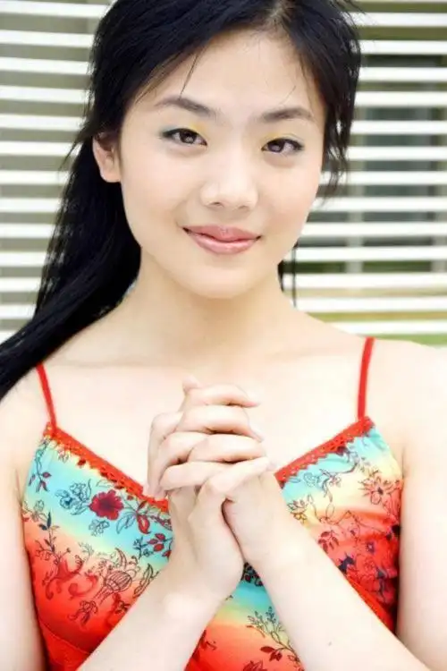 婚内包养奥运冠军,诈骗27位明星6000万,国脚前妻王媞结局如何?