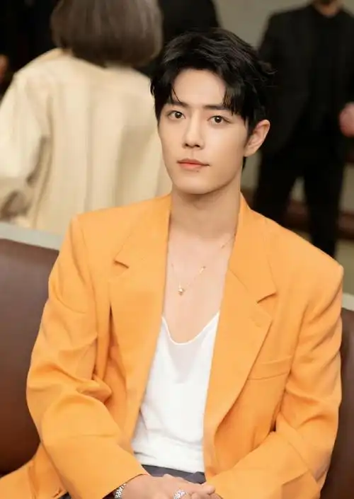 李宇春粉丝称肖战p图蹭秀很丢脸