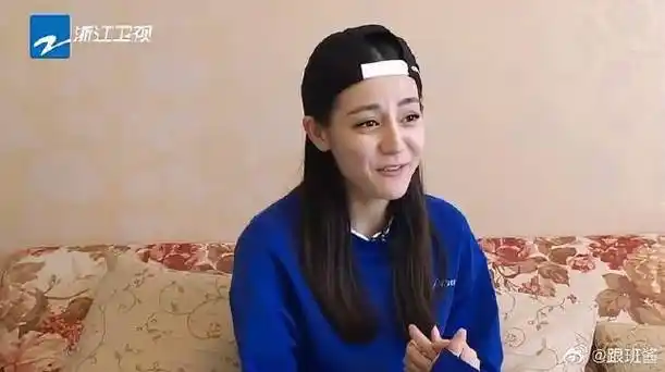 鹿晗智商只能骗热巴了,上演二次元对话|鹿晗|二次元|迪丽热巴_新浪